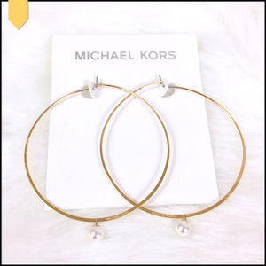 NWT✨MICHAEL KORS Modern Classic Pearl Earrings